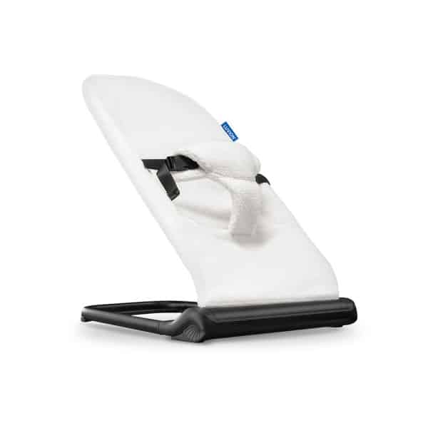 Foto van de Luvion Baby Bouncer baby wipstoel schuin van voren